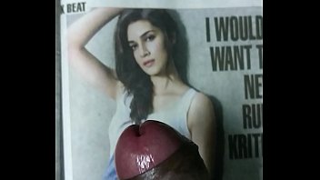 xxx videocom bollywood actress kriti sanon One girl fucked without condom