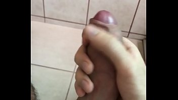 pelado homem brasileiro bombado Big cock porn movi