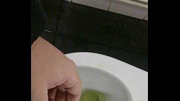 desi peeing toilet Man 15 age